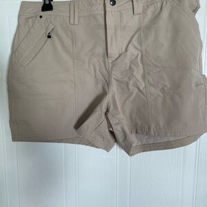 Women's Tan Cargo Shorts